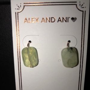 NWT ALEX AND ANI SEMI PRECIOUS GREEN  STONE DROPLETS